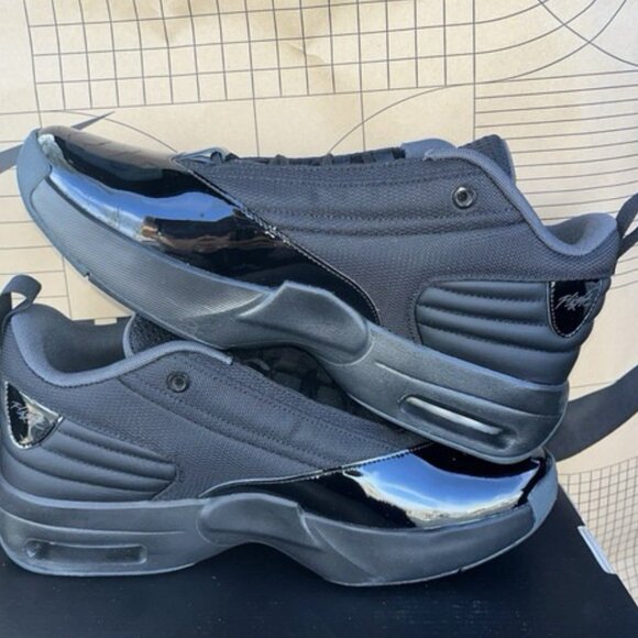 NBY Nike Air Jordan Max Aura 6 Triple Black Anthracite FQ8298-001 Size 11.5 main image 5